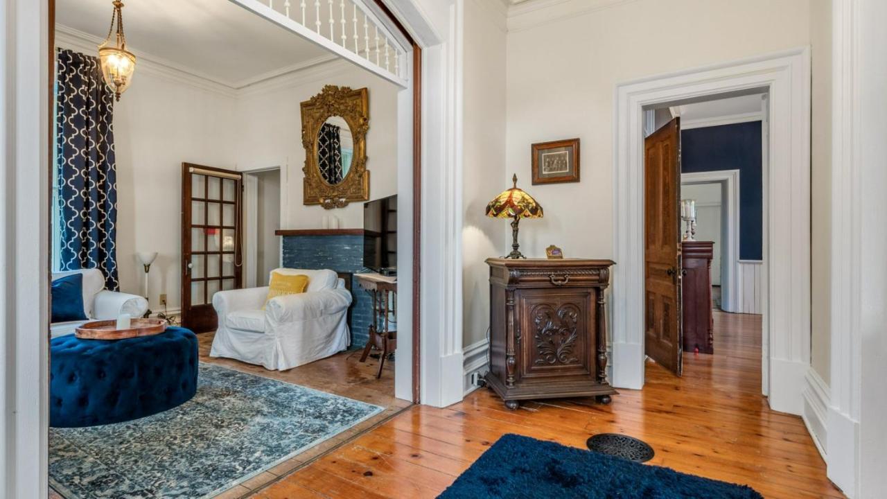 The Woodbridge House Hotel Kingsville Bagian luar foto