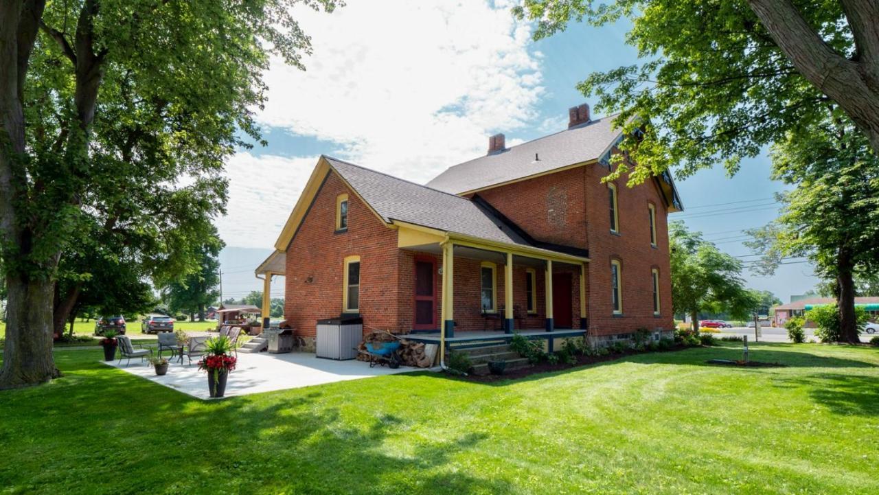 The Woodbridge House Hotel Kingsville Bagian luar foto