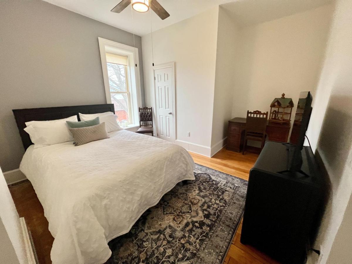 The Woodbridge House Hotel Kingsville Bagian luar foto